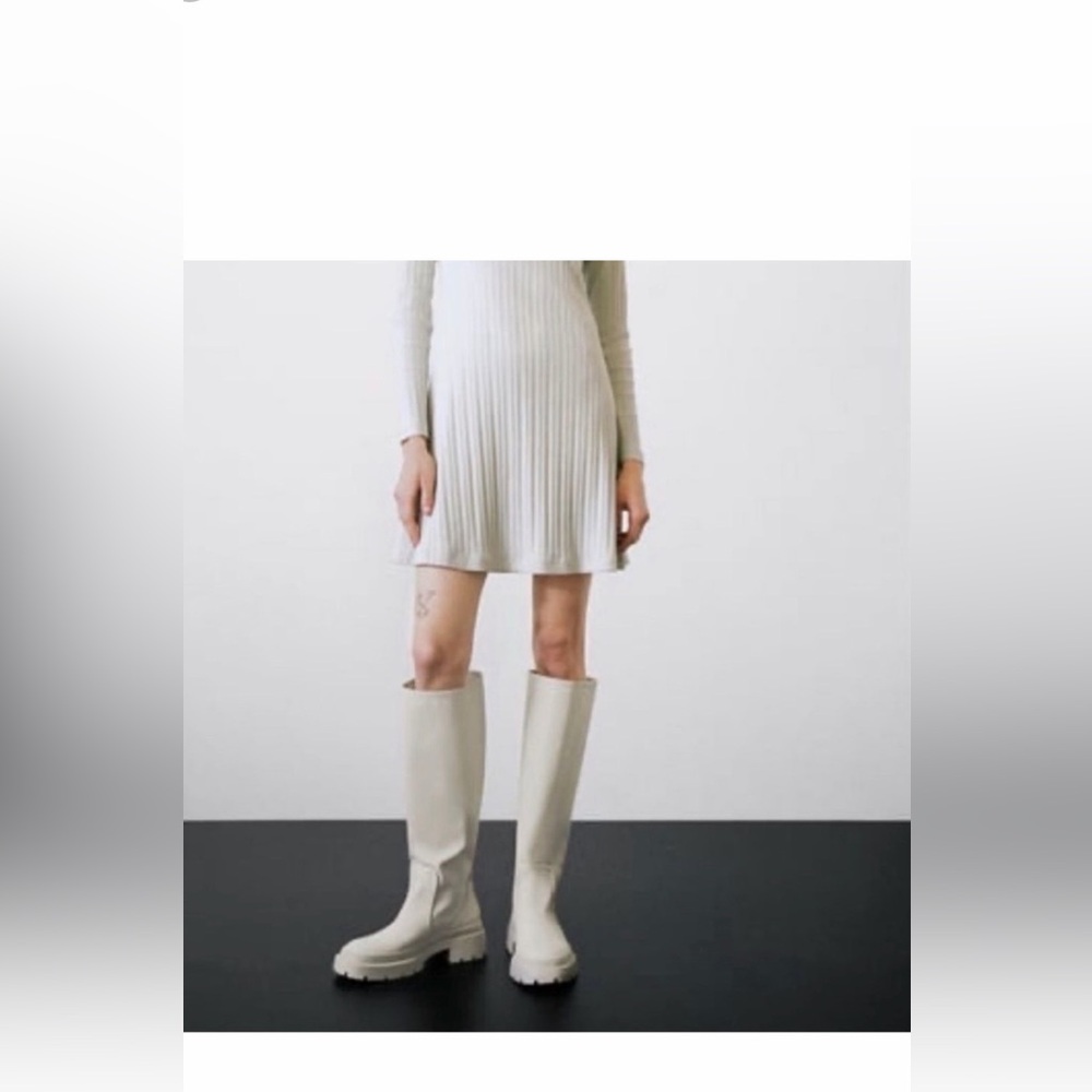 Zara white ivory lug sole boots knee high pull on shoes leather slouchy 40